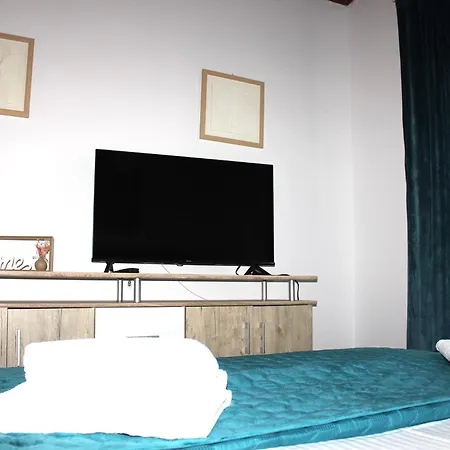 Lu Apartment