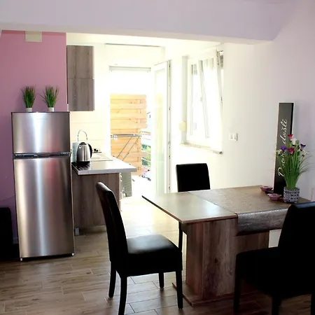 Lu Apartment